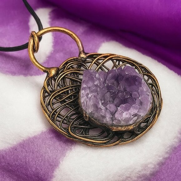 🆕 Boho Chic Copper Wire Wrapped Amethyst Crystal Artisan Pendant Necklace 🌿✨ - Picture 11 of 14